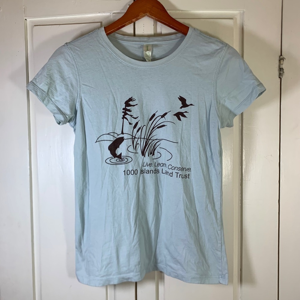 St Lawrence River 1000 Islands Land Trust Organic T-Shirt Light Blue Womens M